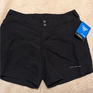 NWT Columbia Women's PFG shorts